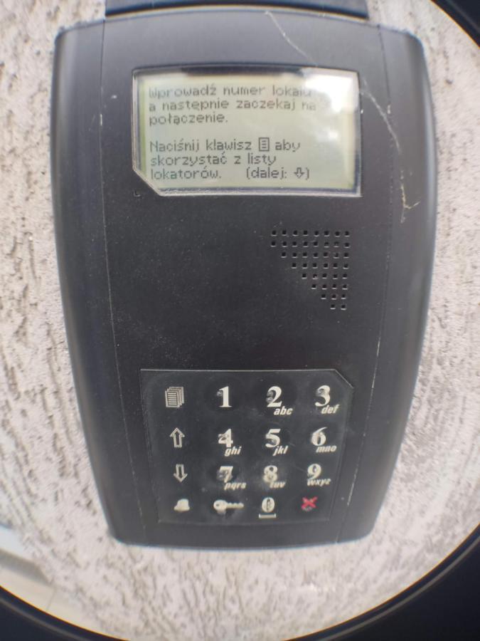 3030 Jana Spychalskiego 32 - Tanie Pokoje W Apartamencie - Samodzielne Zameldowanie - Self Check In ポズナン エクステリア 写真