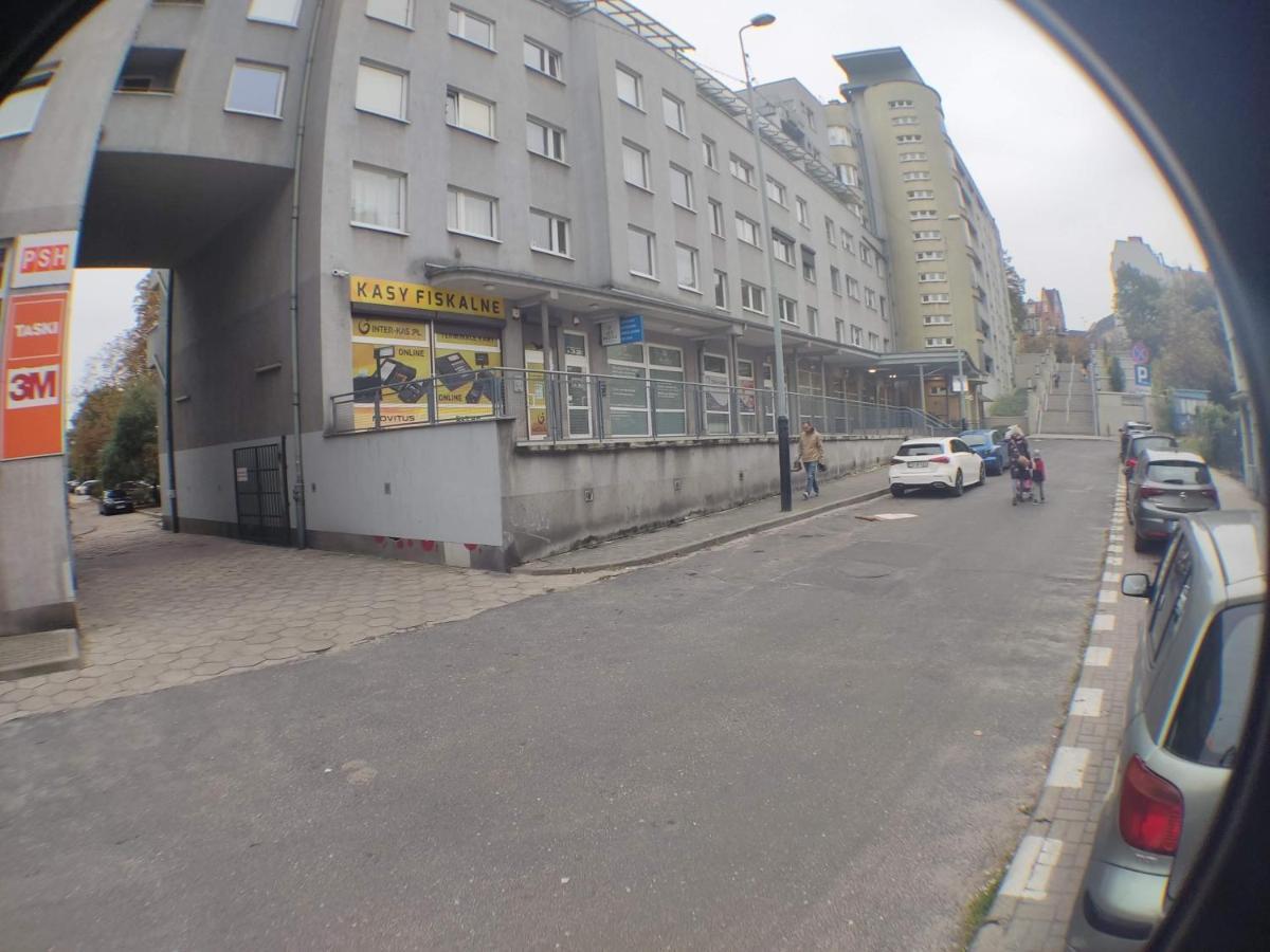 3030 Jana Spychalskiego 32 - Tanie Pokoje W Apartamencie - Samodzielne Zameldowanie - Self Check In ポズナン エクステリア 写真